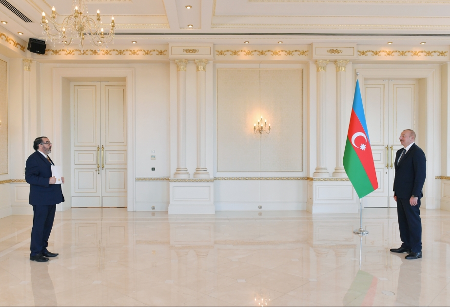 Perunun ölkəmizdə yeni təyin olunmuş səfiri etimadnaməsini Azərbaycan Prezidentinə təqdim edib YENİLƏNİB VİDEO