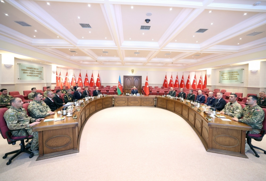 Turkish National Defense Minister meets with Azerbaijani Patriotic War veterans