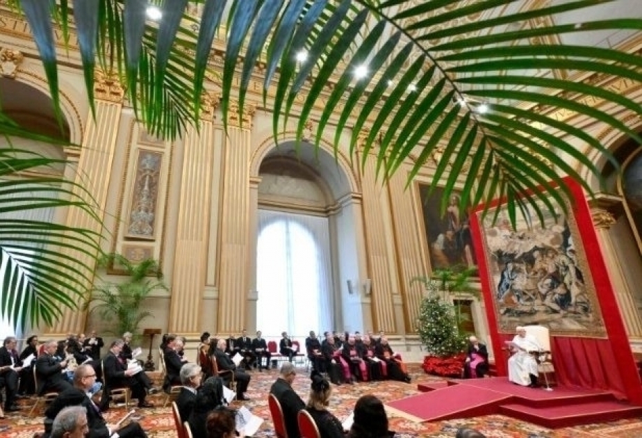 Pope Francis calls on Azerbaijan and Armenia to sign peace treaty