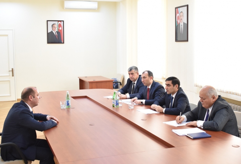 Aqrar Xidmətlər Agentliyinin sədri Füzuli rayonunda vətəndaşların ərizə və şikayətlərinə baxıb