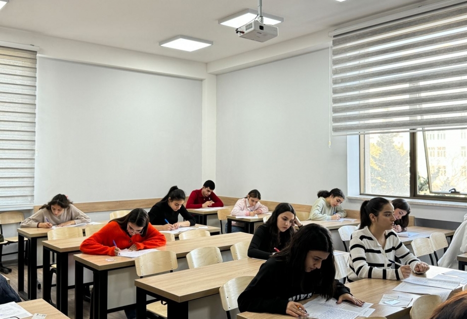 BDU-da rektor qış imtahan sessiyasının gedişi ilə tanış olub