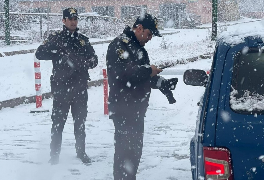 DİN: Xankəndidə polis əməkdaşları hava şəraitindən asılı olmayaraq xidmətini davam etdirir VİDEO