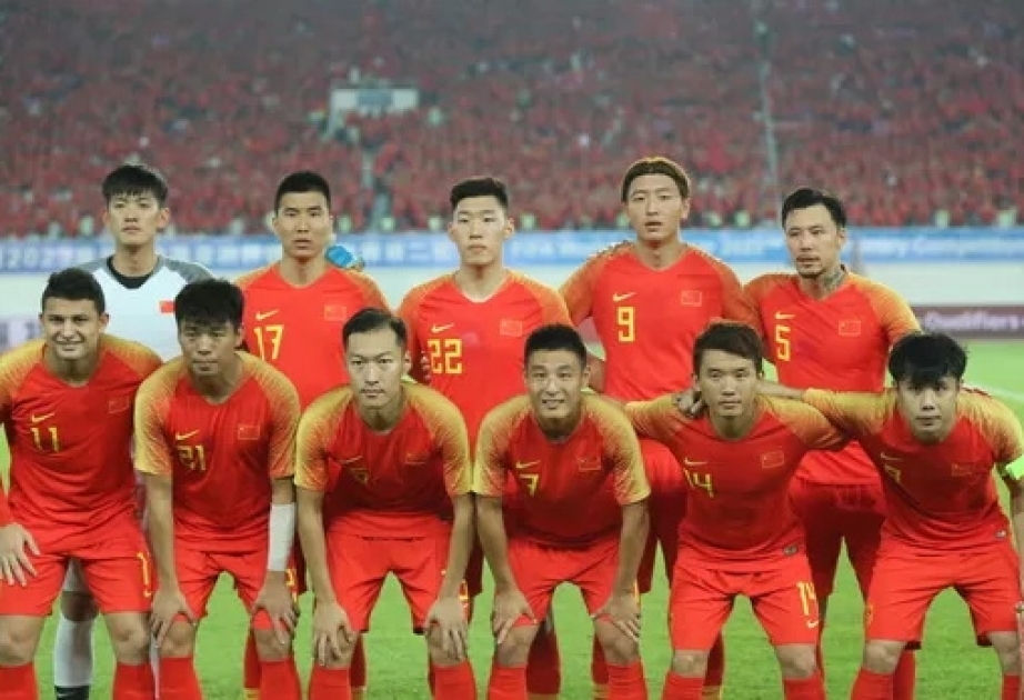 Бывший тренер сборной Китая по футболу признался в даче взятки
