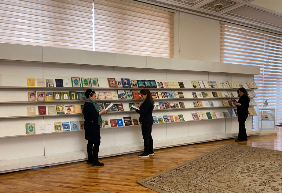 Milli Kitabxanada ənənəvi kitab sərgiləri açılıb