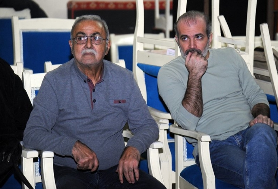 Yuğ Teatrında “21:15 qatarı” tamaşasının məşqləri gedir