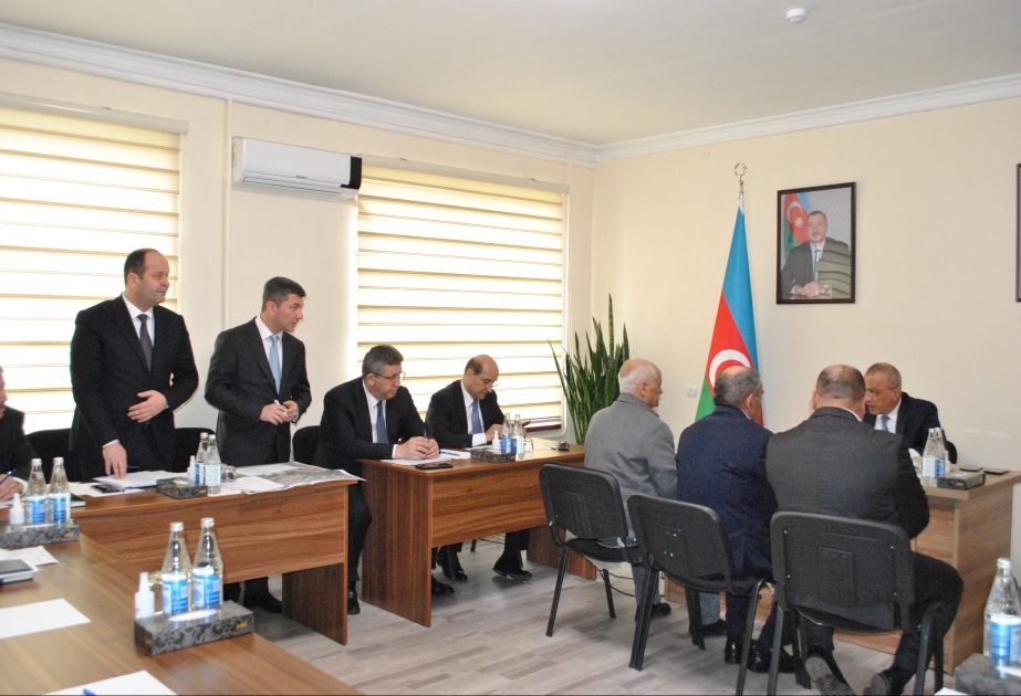Dövlət Su Ehtiyatları Agentliyinin sədri Lənkəranda vətəndaşlarla görüşüb