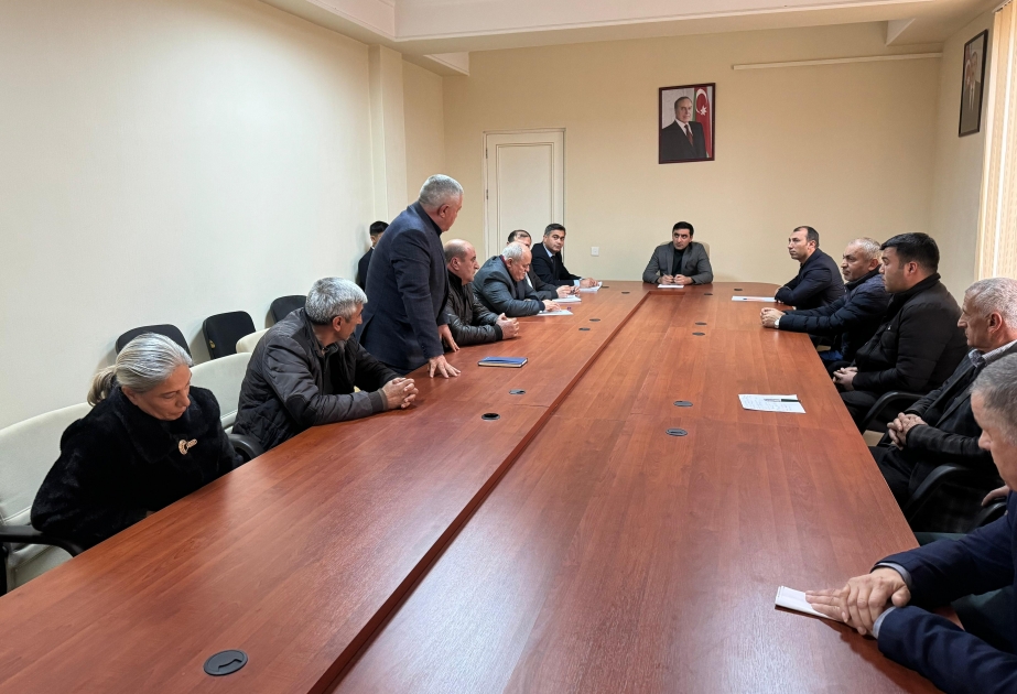 Aqrar Xidmətlər Agentliyinin sədri tabeli qurumların fəaliyyəti ilə tanış olub