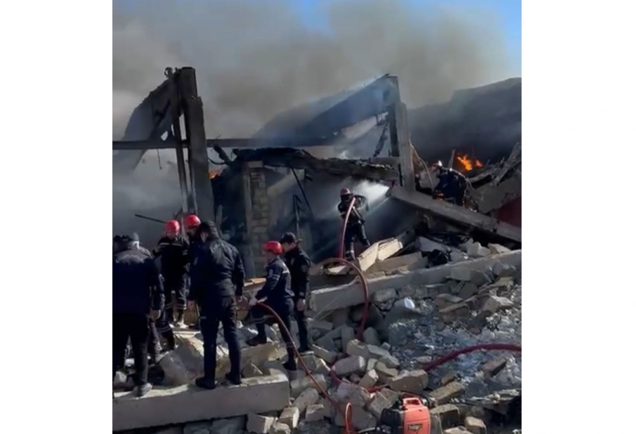 DİN: Mebel sexində baş vermiş yanğınla əlaqədar əraziyə polis əməkdaşları cəlb edilib