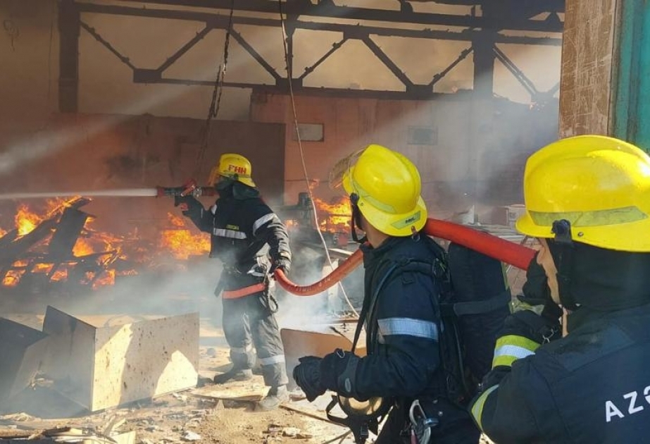 Binəqədi rayonundakı sexdə baş vermiş yanğın məhdudlaşdırılıb