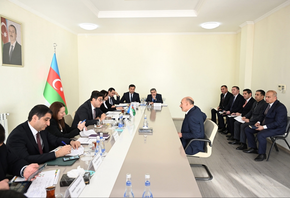 Fərid Qayıbov Siyəzən və Xızıda vətəndaşları qəbul edib
