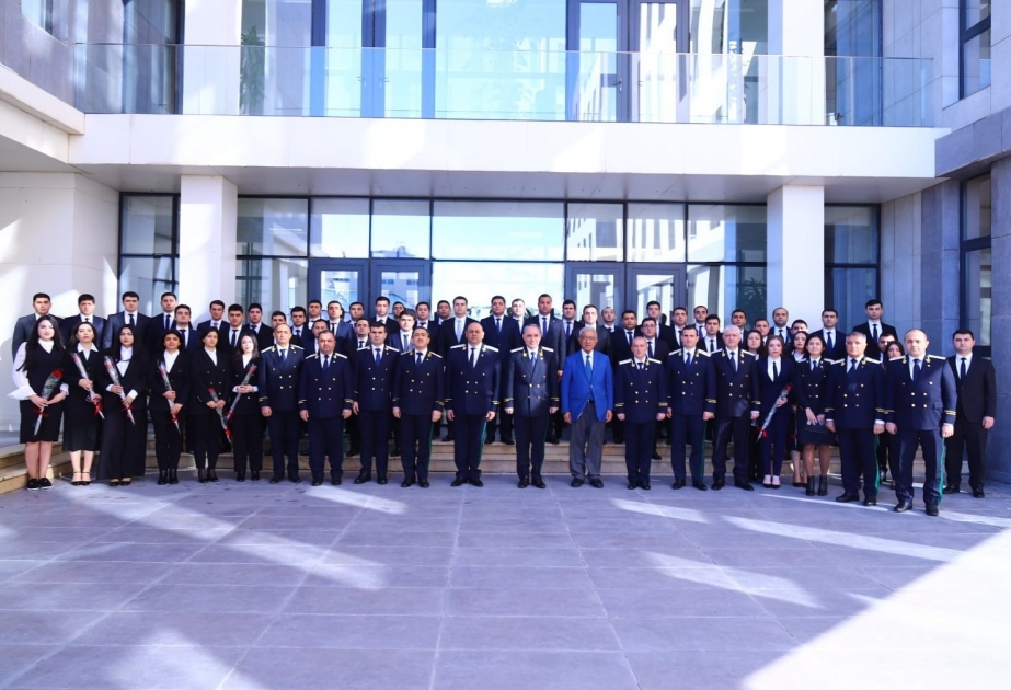 Prokurorluq orqanlarında qulluğa yeni qəbul edilmiş gənc hüquqşünasların andiçmə mərasimi keçirilib