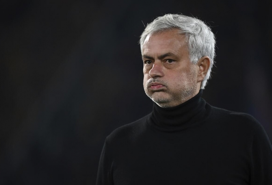 José Mourinho to leave AS Roma with immediate effect