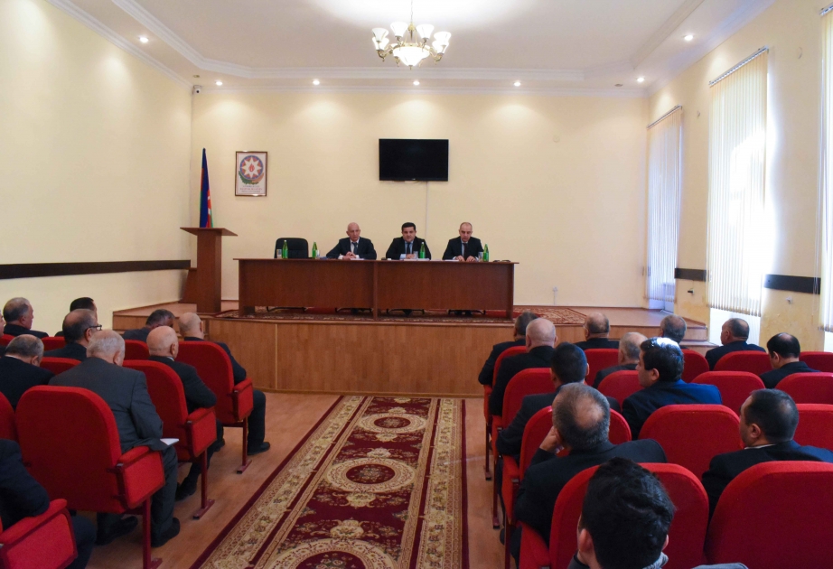 Gəncədə “Vətəndaşların seçki hüququnun təmini” mövzusunda dəyirmi masa keçirilib