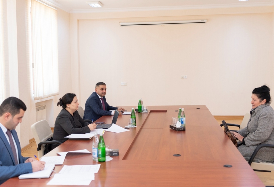 Kənd təsərrüfatı nazirinin müavini Zərdabda vətəndaşları qəbul edib, fermerlərlə görüşüb