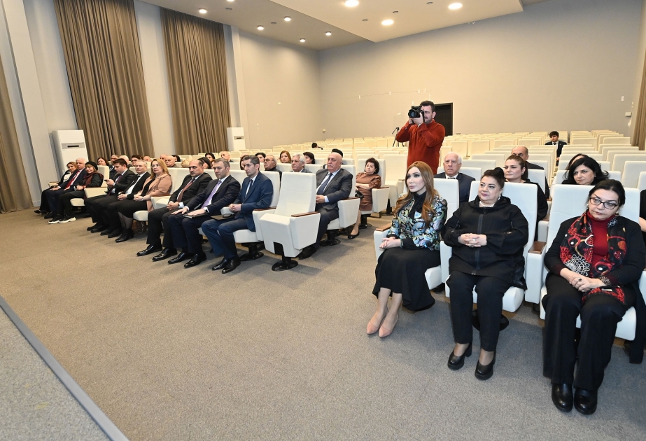 Mədəniyyət və İncəsənət Universitetinin əməkdaşlarına dövlət təltifləri təqdim edilib