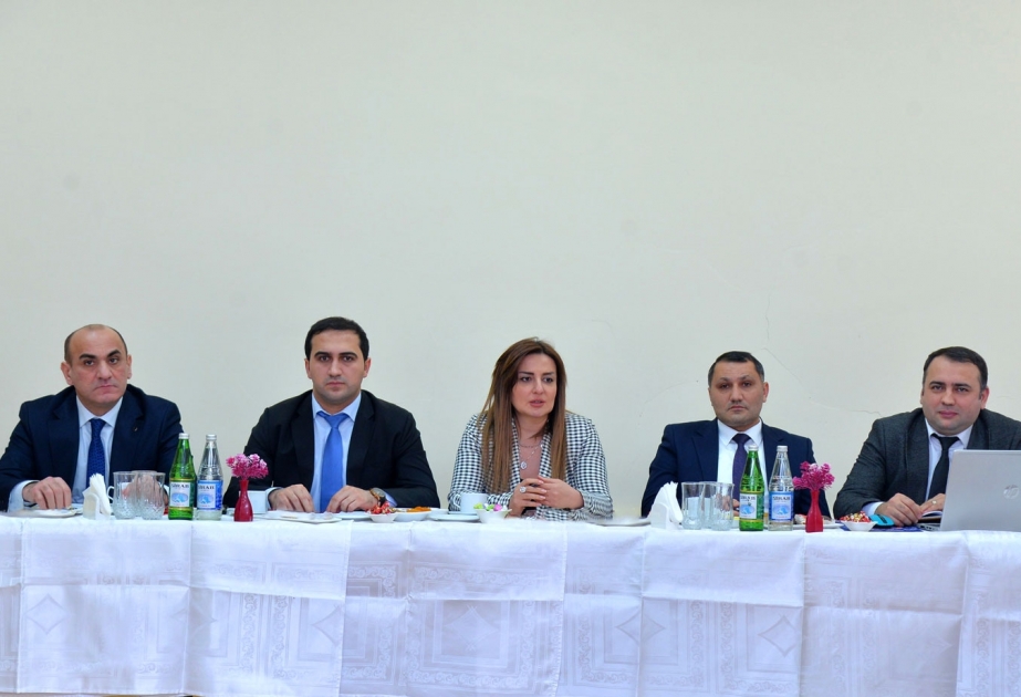 Məktəb direktorlarından ibarət kuratorlarla növbəti görüş keçirilib