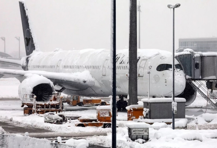 Heavy snowfall and freezing rain cause flight, train cancellations across Germany