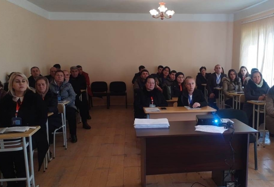 Более 300 членов низовых избирательных комиссий Евлах-Мингячевирского избирательного округа привлечены к тренингам