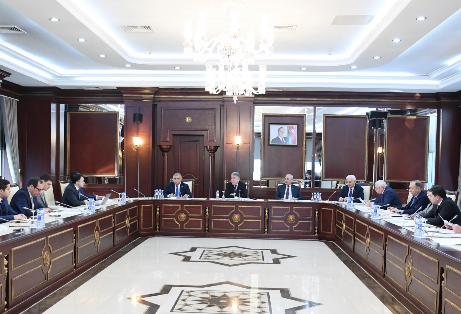 Parlamentin Müdafiə, təhlükəsizlik və korrupsiya ilə mübarizə komitəsinin iclasında bir sıra məsələlər müzakirə edilib