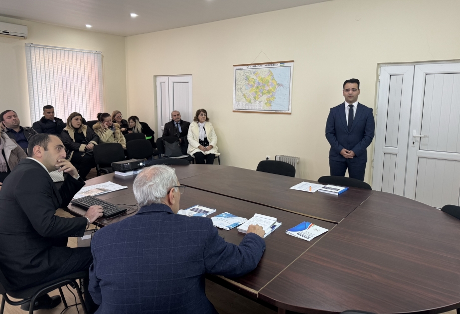12 saylı Xəzər birinci seçki dairəsi üzrə seçki komissiyalarının üzvləri treninqlərə cəlb edilib