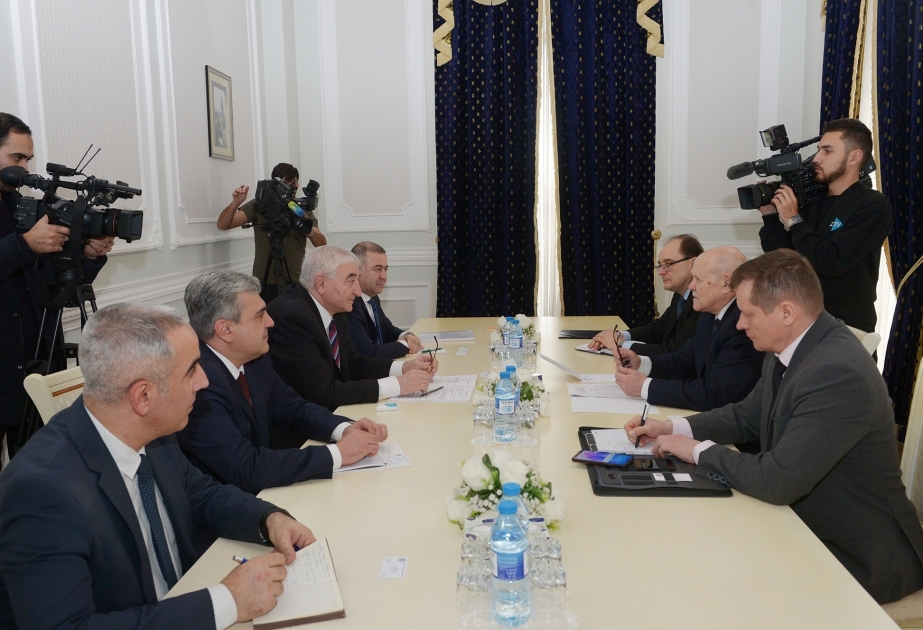 Azerbaijan`s CEC hosts meeting with CIS Observation Mission delegation