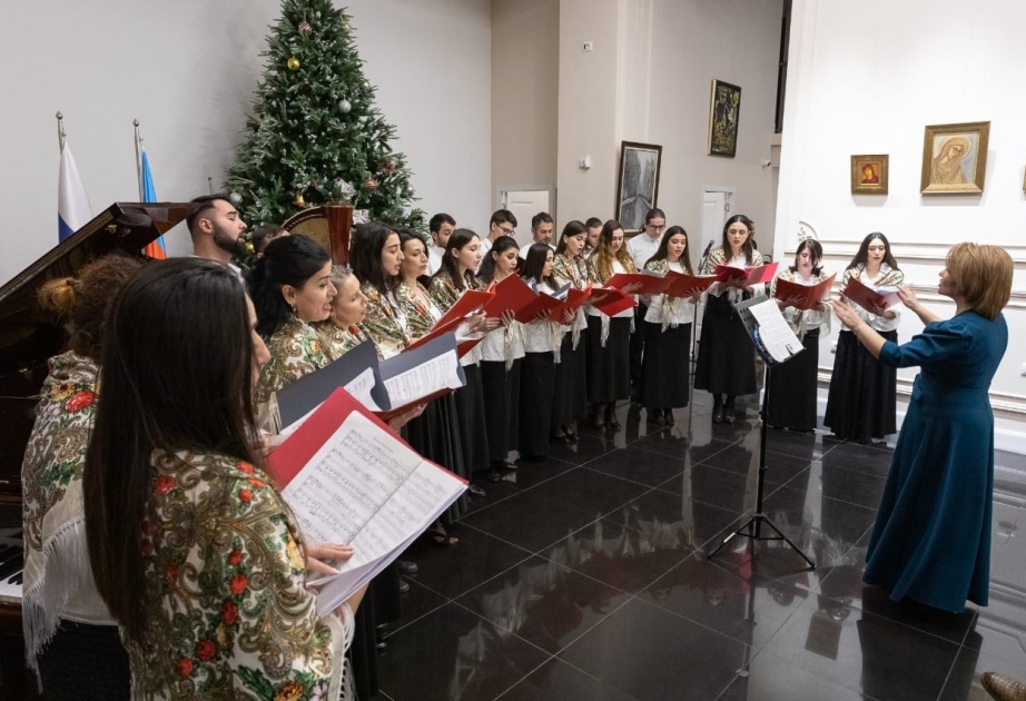 Bakıdakı Rus evində “Milad bayramı gecələri” adlı tədbir keçirilib