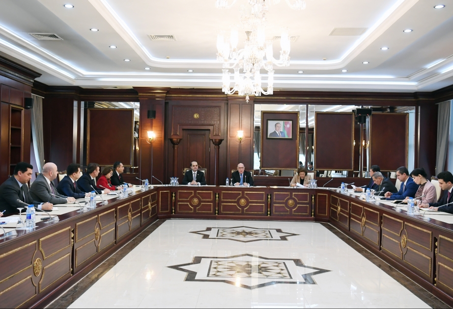 Milli Məclisin Səhiyyə komitəsinin yaz sessiyasında ilk iclası keçirilib