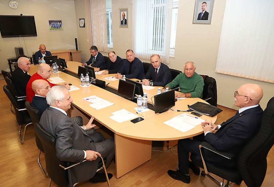 Tələbə futbolunda ötən mövsümün yekunları və builki planlar müzakirə olunub