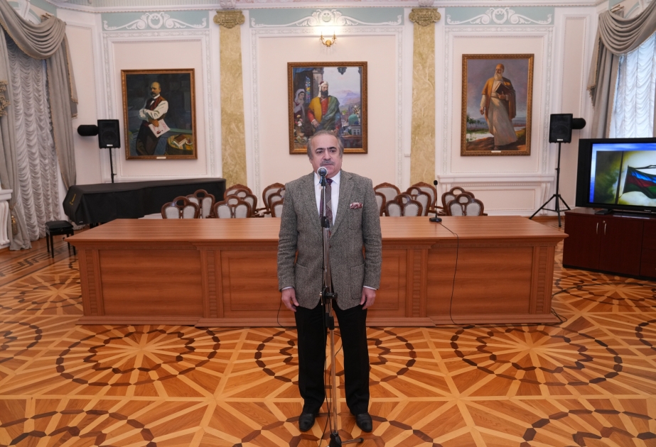 “Kədərli və şərəfli tarixin dərsləri” – Ədəbiyyat Muzeyində elmi sessiya