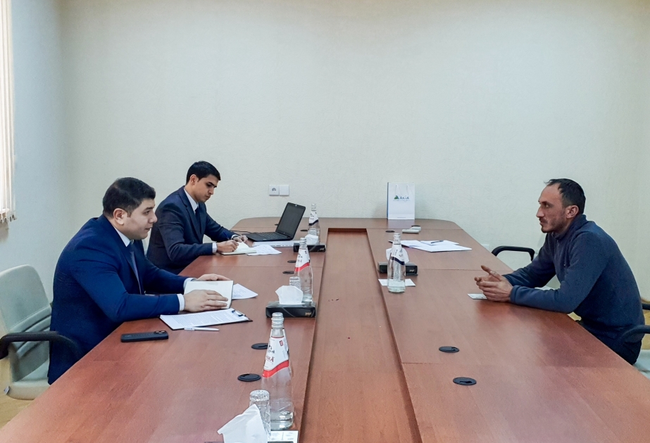 Aqrar Kredit və İnkişaf Agentliyinin sədri Gədəbəydə vətəndaşların müraciətlərini dinləyib