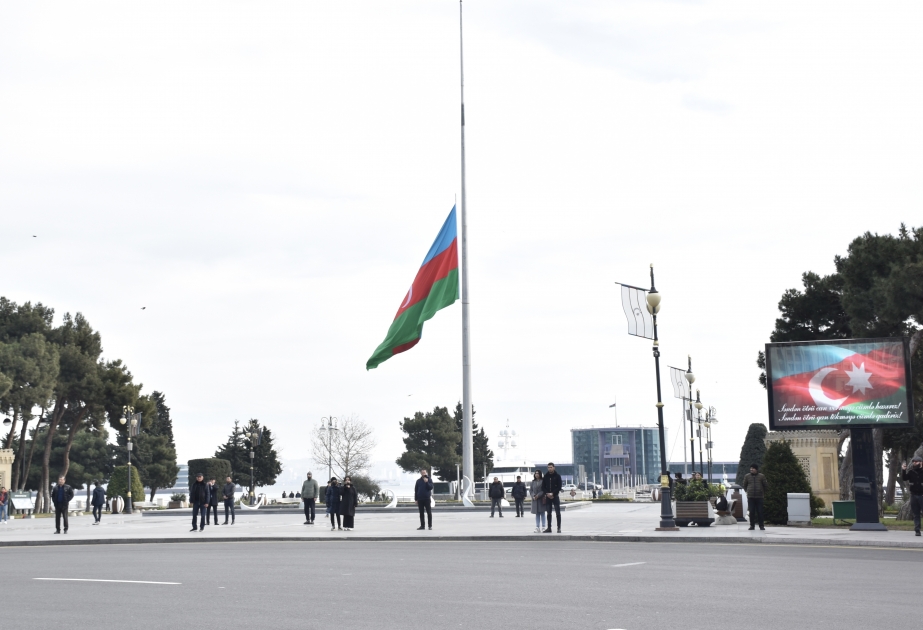 Une minute de silence observée à la mémoire des martyrs du 20 Janvier VIDEO