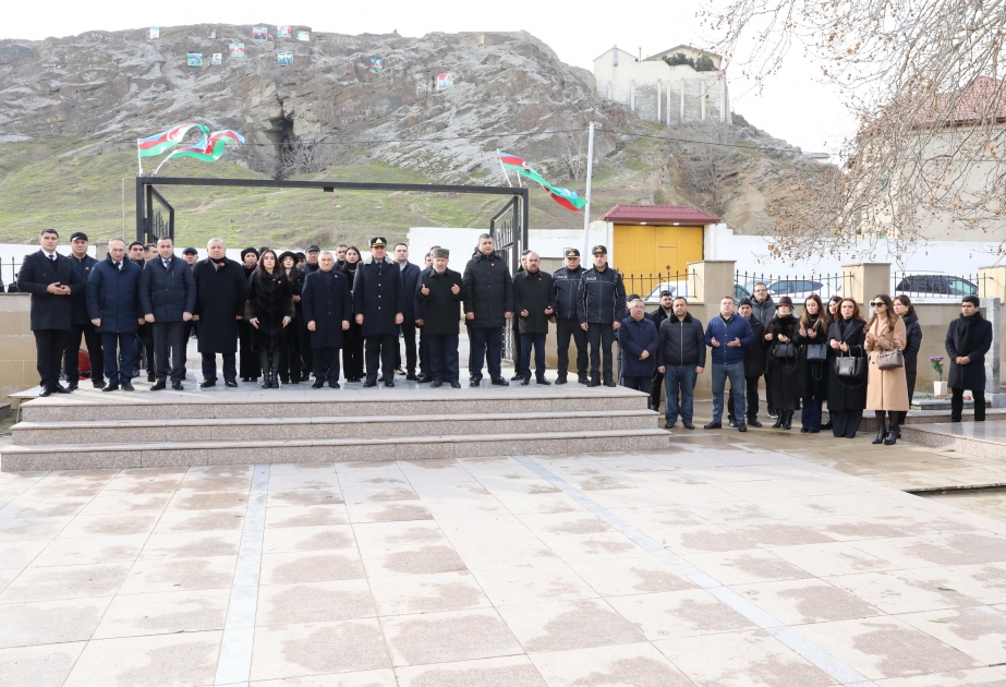 "Balaxanı Neft” Əməliyyat Şirkətinin nümayəndələri 20 Yanvar şəhidlərinin xatirəsini anıblar