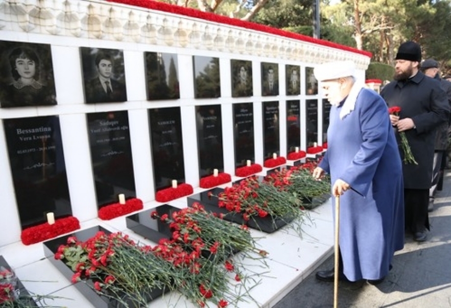 Azərbaycandakı dini konfessiyaların rəhbərləri Şəhidlər xiyabanını ziyarət ediblər