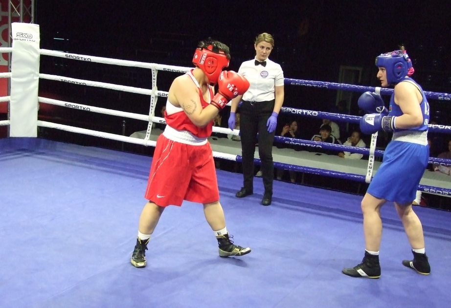 Boxeadoras azerbaiyanas ganan 7 medallas en la primera competición del año