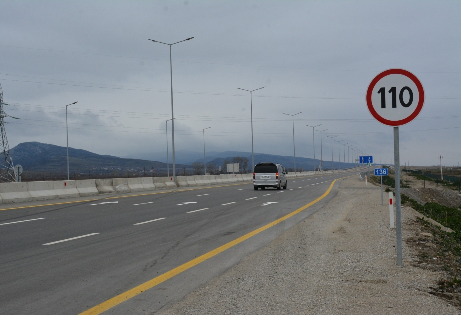 Ödənişli yolda maksimum sürət həddi və radar nişanları quraşdırılıb  FOTO VİDEO