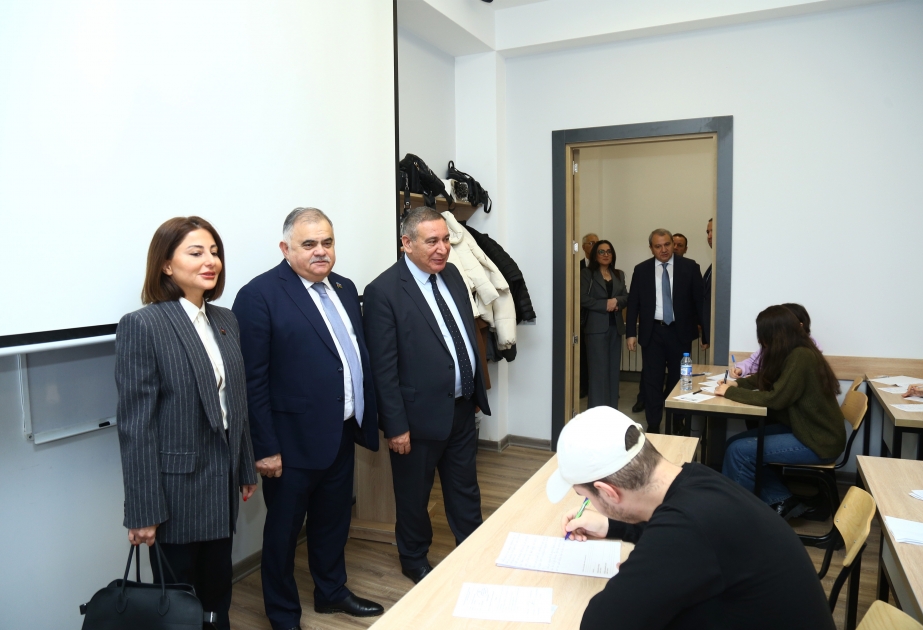 BDU-nun İctimai Nəzarət Şurasının üzvləri və KİV nümayəndələri imtahan sessiyasını izləyiblər