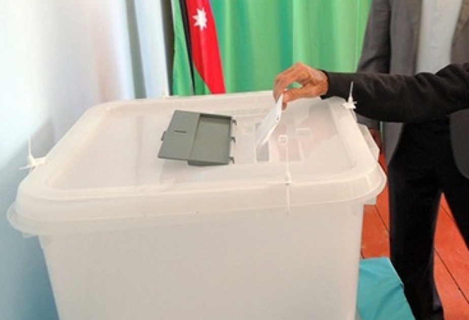 La votante más vieja de Azerbaiyán tiene 124 años