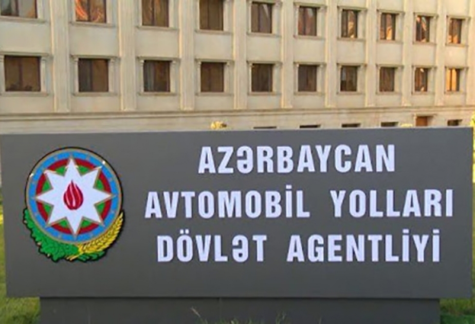 Bir neçə avtomobil yolunda hərəkət bərpa edilib