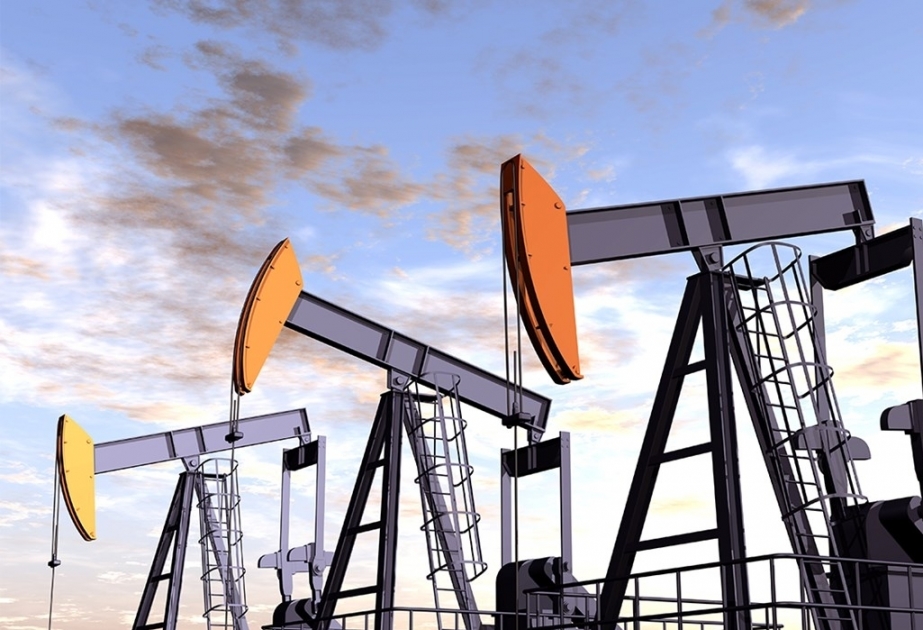 Цены на нефть на мировых биржах снизились