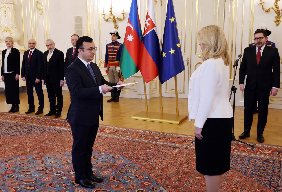 La présidente slovaque reçoit les lettres de créance de l’ambassadeur d’Azerbaïdjan