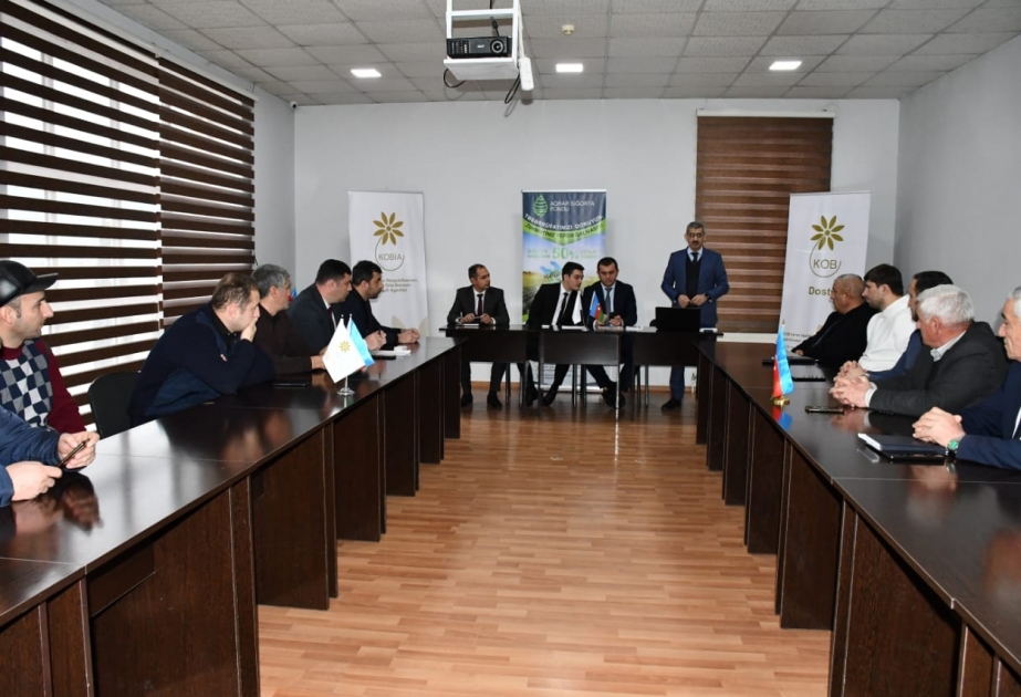 Kənd təsərrüfatı sahəsində fəaliyyət göstərən sahibkarlarla görüşlər keçirilib
