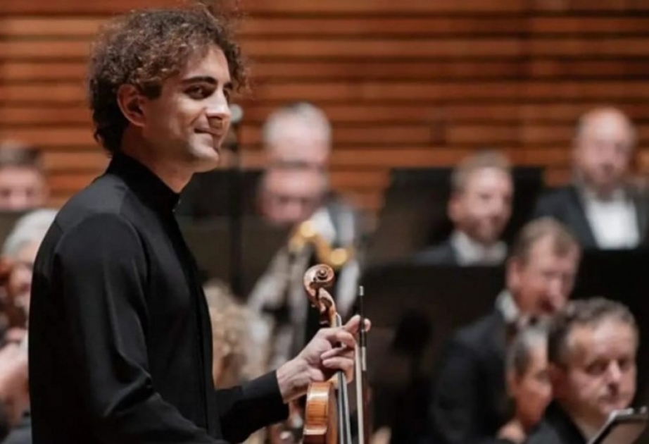Əməkdar artist Elvin Hoca Qəniyev Moskvada konsert verəcək
