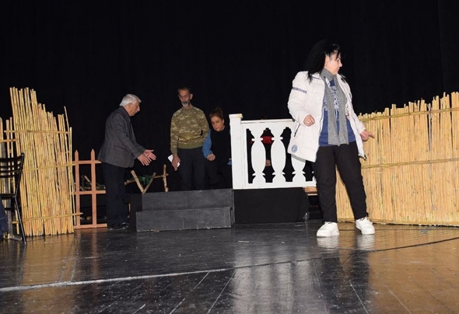 Mingəçevir Teatrında “Subaylarınızdan görəsiniz” komediyası tamaşaya qoyulur