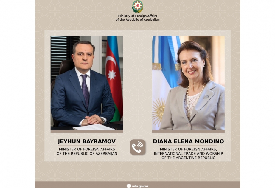 مكالمة هاتفية بين وزير خارجية أذربيجان ووزيرة الخارجية والعبادة الأرجنتينية