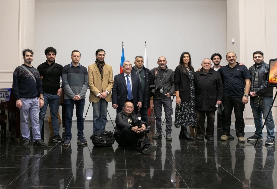 Bakıdakı Rus evində “Həyata baxışım rəng çalarlarında” adlı fotosərgi açılıb