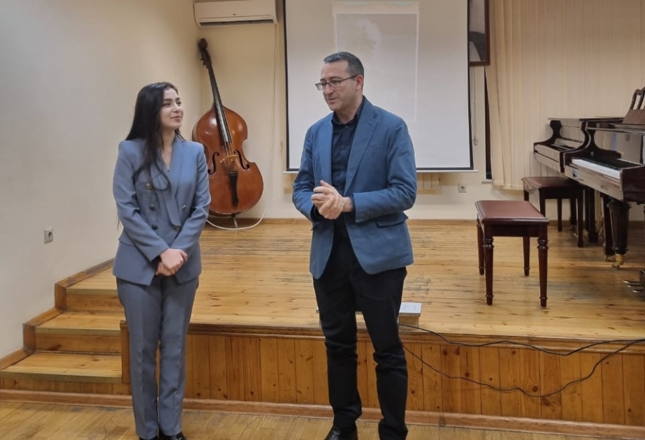 İncəsənət məktəbində görkəmli Norveç bəstəkarı Edvard Qriqə həsr olunmuş konsert təşkil edilib