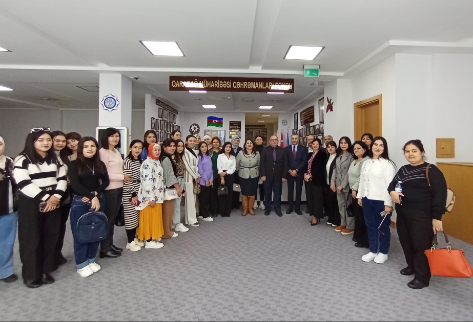 Özbəkistanlı qonaqlar Mərkəzi Elmi Kitabxanada olublar