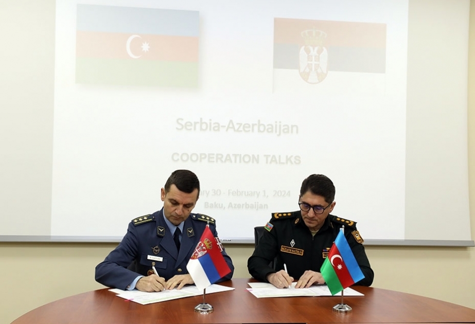 Se firma un Plan de Cooperación Militar Bilateral entre los Ministerios de Defensa de Azerbaiyán y Serbia