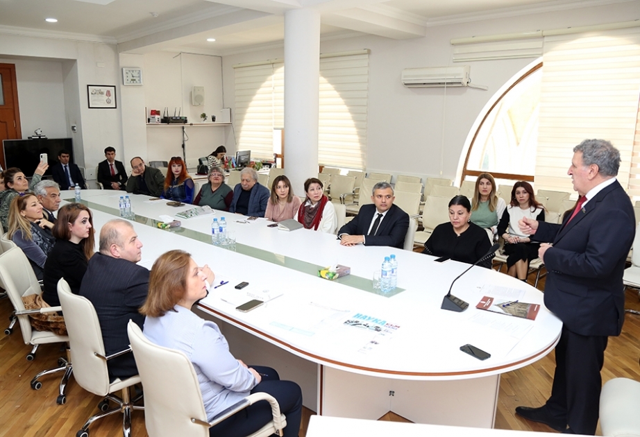 Yeniləşən akademiyanın yeni loqotipi - emblemi hazırlanır