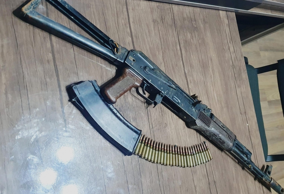 Bərdə polisi tərəfindən silah-sursat və narkotik vasitələr aşkar edilərək götürülüb